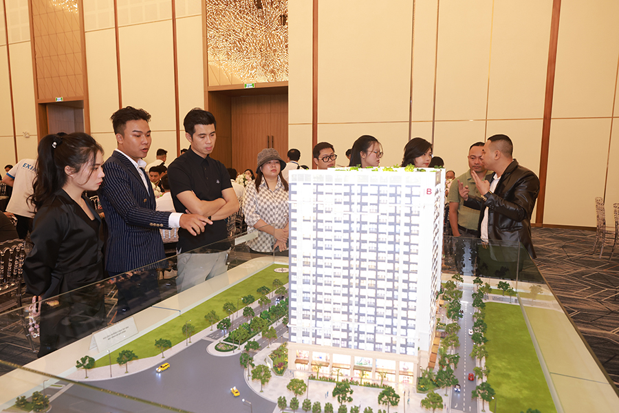 Sức nóng của The Zenith Hải Phòng thu hút đông đảo khách hàng và nhà đầu tư tìm hiểu cơ hội sinh lời bền vững tại thành phố cảng - điểm đến mới trên bản đồ bất động sản phía Bắc